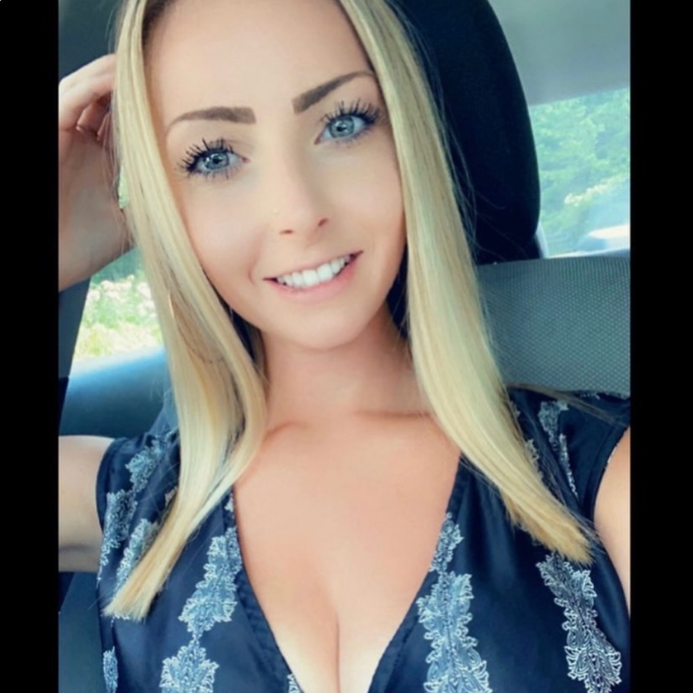 Meet your Posher, Haleigh